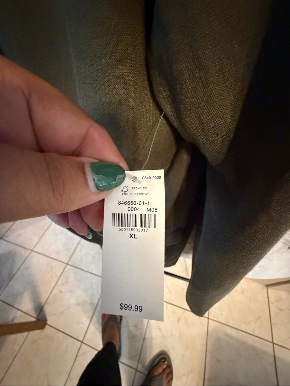 Old Navy Men's Olive Green and Light Beige linen blazers - 2 Pack - Picture 2 of 3